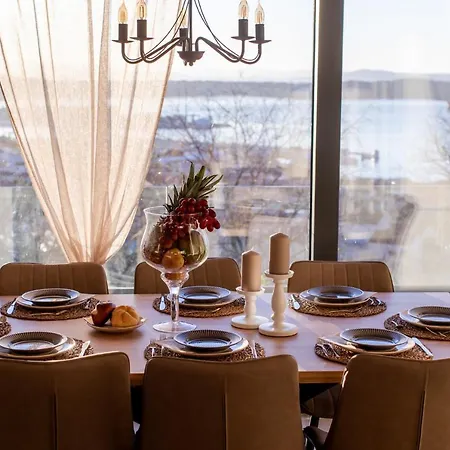 Lux Core With Amazing View And Heated Pool Vila