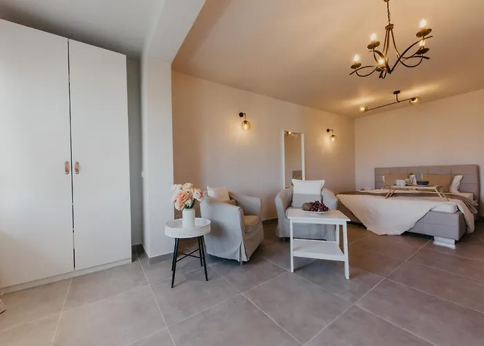 Villa Lux Core With Amazing View And Heated Pool