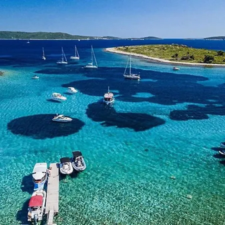 Lux Core With Amazing View And Heated Pool * Trogir